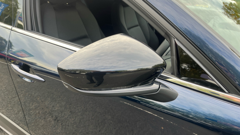 Mazda CX-30 2.5 e-Skyactiv G MHEV [140] Homura 5dr Auto Petrol Hatchback